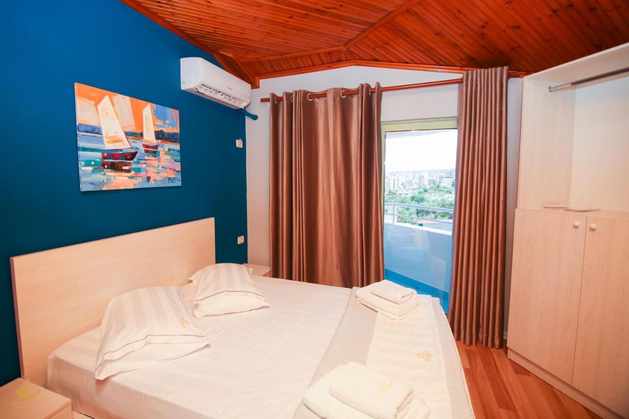 The Hart Hotell Vlorë Exteriör bild