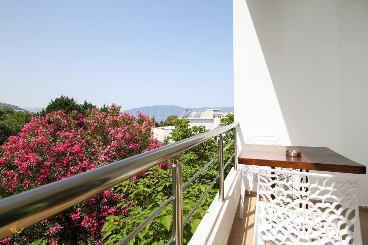 The Hart Hotell Vlorë Exteriör bild