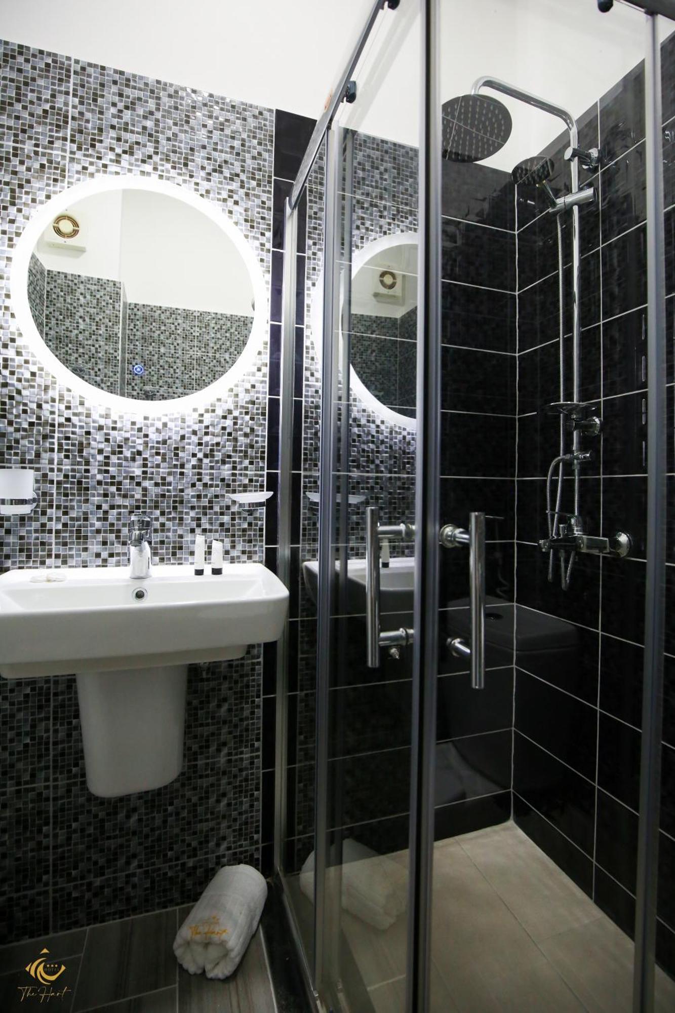 The Hart Hotell Vlorë Exteriör bild