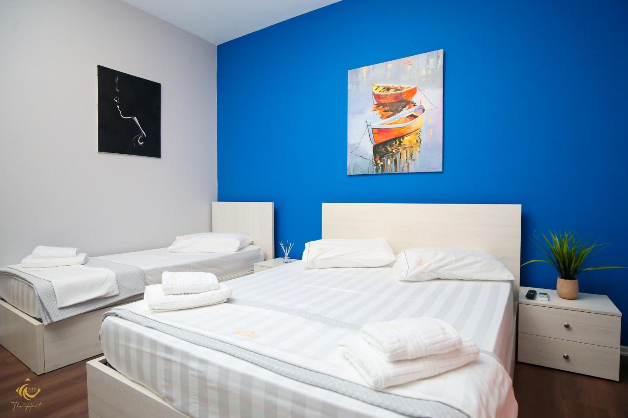 The Hart Hotell Vlorë Exteriör bild